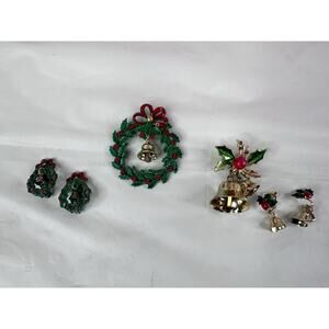 Vintage CHRISTMAS Wreaths Bells Holly Brooch Holiday Jewelry Lot Of 6 Holiday